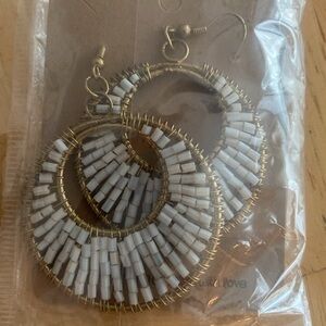 Hand crafted Goldtone and White Beaded Hoop Earrings NWT